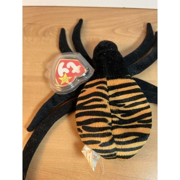 Ty Beanie Baby - Spinner the spider - w/protector 1996 - Picture 5 of 11
